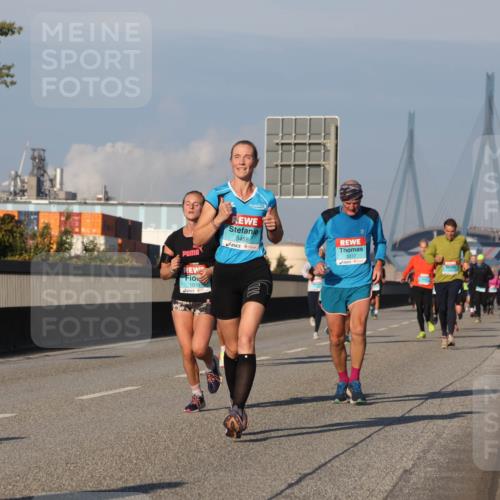 03.10.2025 - Köhlbrandbrückenlauf Luisa Fischer http://msf.ph/oto/9005830 03.10.2025 10:47:35 Position 3 3458, 1018 meine-sportfotos.de