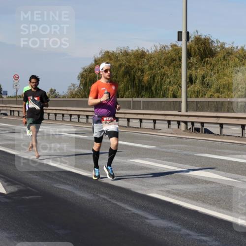 03.10.2025 - Köhlbrandbrückenlauf Julia Fischer http://msf.ph/oto/9005883 03.10.2025 12:42:28 Position 3 125, 1 meine-sportfotos.de