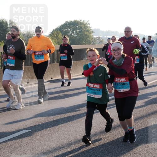 03.10.2025 - Köhlbrandbrückenlauf Fabian Wolf http://msf.ph/oto/9005920 03.10.2025 09:19:27 Position 3 3835, 1667, 3499, 3500, 3435 meine-sportfotos.de