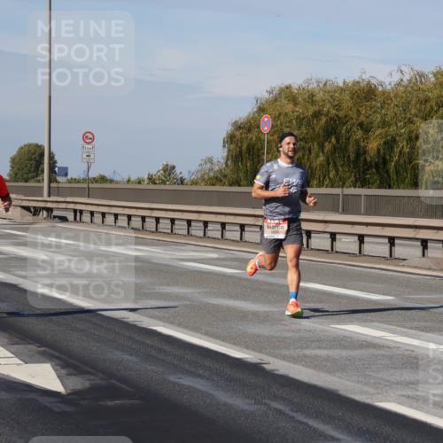 03.10.2025 - Köhlbrandbrückenlauf Julia Fischer http://msf.ph/oto/9005937 03.10.2025 12:42:37 Position 3 12, 5, 12, 5 meine-sportfotos.de