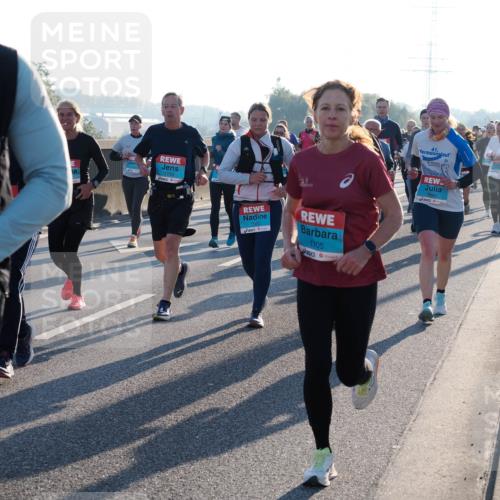 03.10.2025 - Köhlbrandbrückenlauf Fabian Wolf http://msf.ph/oto/9005976 03.10.2025 09:19:29 Position 3 3435, 361, 1739, 1565, 1705, 41, 1640 meine-sportfotos.de