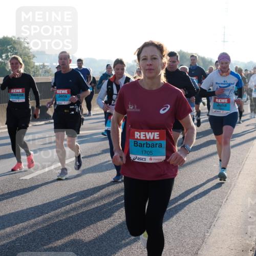03.10.2025 - Köhlbrandbrückenlauf Fabian Wolf http://msf.ph/oto/9005994 03.10.2025 09:19:29 Position 3 1611, 1049, 1739, 1705, 41, 1640 meine-sportfotos.de