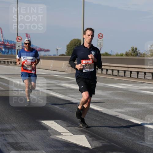 03.10.2025 - Köhlbrandbrückenlauf Julia Fischer http://msf.ph/oto/9006037 03.10.2025 12:42:53 Position 3 1231, 4598 meine-sportfotos.de