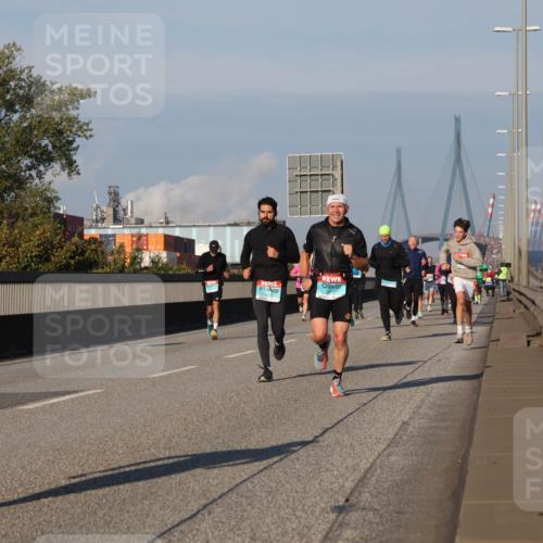 03.10.2025 - Köhlbrandbrückenlauf Luisa Fischer http://msf.ph/oto/9006052 03.10.2025 10:47:49 Position 3 3091 meine-sportfotos.de