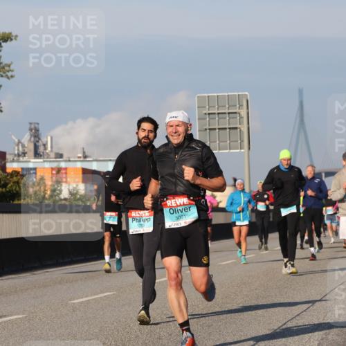 03.10.2025 - Köhlbrandbrückenlauf Luisa Fischer http://msf.ph/oto/9006065 03.10.2025 10:47:50 Position 3 1279, 3091 meine-sportfotos.de