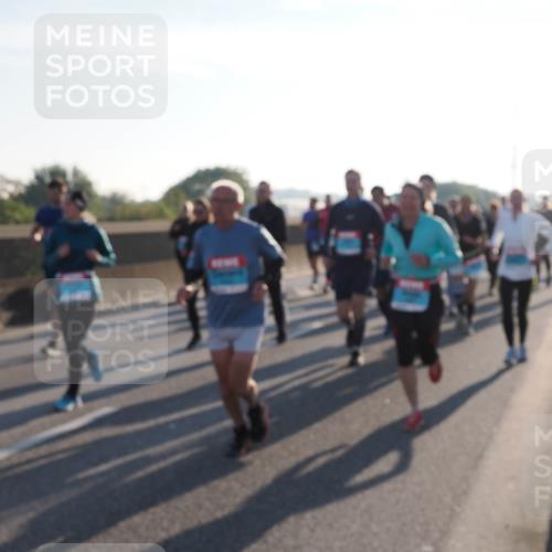 03.10.2025 - Köhlbrandbrückenlauf Fabian Wolf http://msf.ph/oto/9006125 03.10.2025 09:19:33 Position 3  meine-sportfotos.de