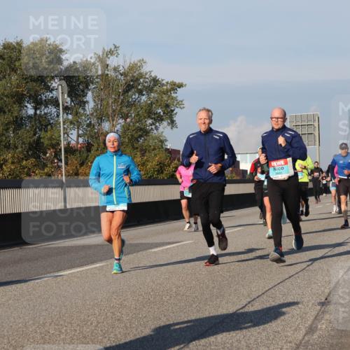03.10.2025 - Köhlbrandbrückenlauf Luisa Fischer http://msf.ph/oto/9006218 03.10.2025 10:47:58 Position 3  meine-sportfotos.de