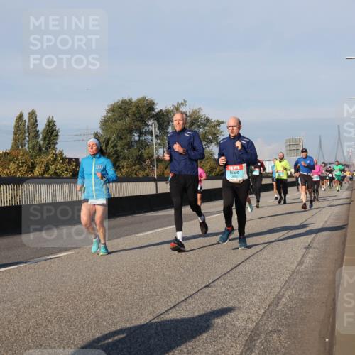 03.10.2025 - Köhlbrandbrückenlauf Luisa Fischer http://msf.ph/oto/9006231 03.10.2025 10:47:59 Position 3  meine-sportfotos.de