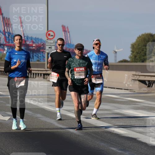 03.10.2025 - Köhlbrandbrückenlauf Julia Fischer http://msf.ph/oto/9006253 03.10.2025 12:43:43 Position 3 12, 5, 6410, 4001, 12, 5 meine-sportfotos.de