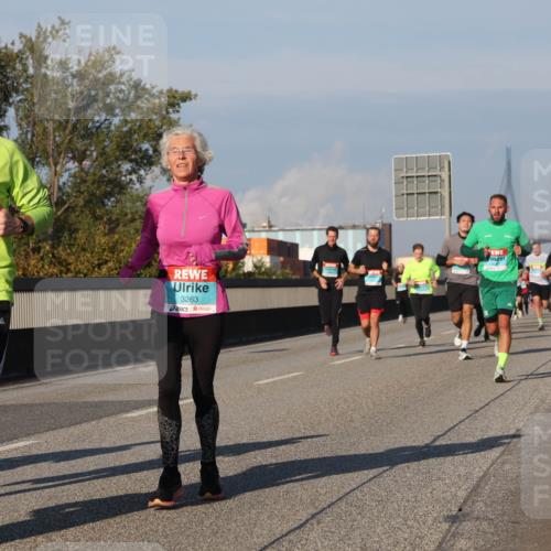 03.10.2025 - Köhlbrandbrückenlauf Luisa Fischer http://msf.ph/oto/9006332 03.10.2025 10:48:04 Position 3 2889, 3263 meine-sportfotos.de