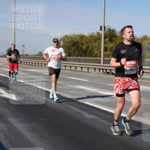 03.10.2025 - Köhlbrandbrückenlauf Julia Fischer http://msf.ph/oto/9006343 03.10.2025 12:43:58 Position 3 6100 meine-sportfotos.de