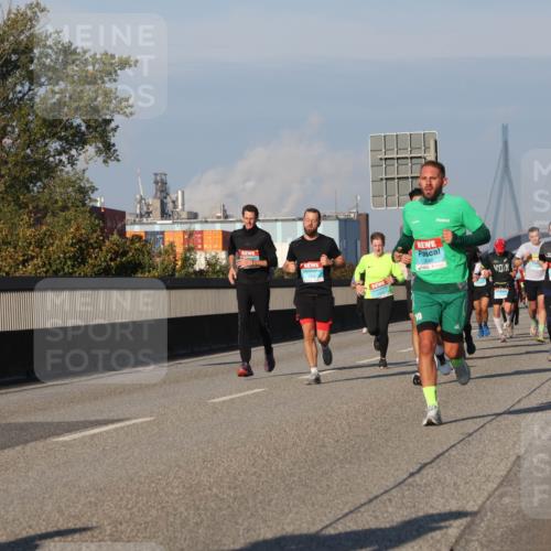 03.10.2025 - Köhlbrandbrückenlauf Luisa Fischer http://msf.ph/oto/9006352 03.10.2025 10:48:05 Position 3 3 meine-sportfotos.de