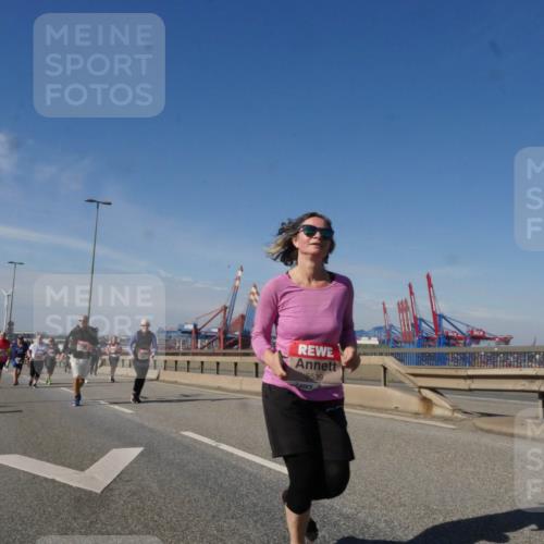 03.10.2025 - Köhlbrandbrückenlauf Matties Gatica Varas http://msf.ph/oto/9006366 03.10.2025 13:01:23 Position 2 5539, 118 meine-sportfotos.de