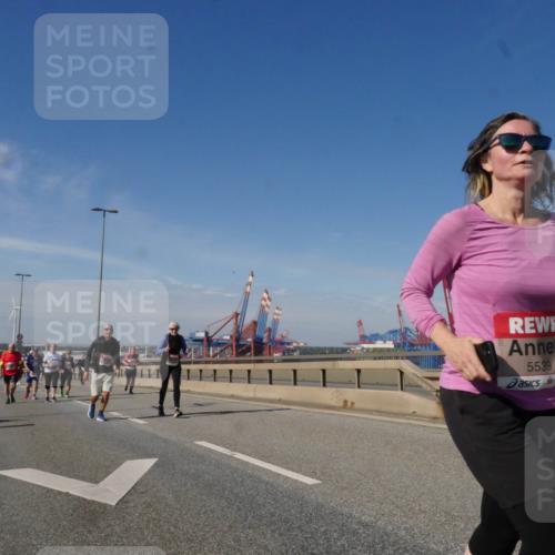 03.10.2025 - Köhlbrandbrückenlauf Matties Gatica Varas http://msf.ph/oto/9006371 03.10.2025 13:01:23 Position 2 5539 meine-sportfotos.de