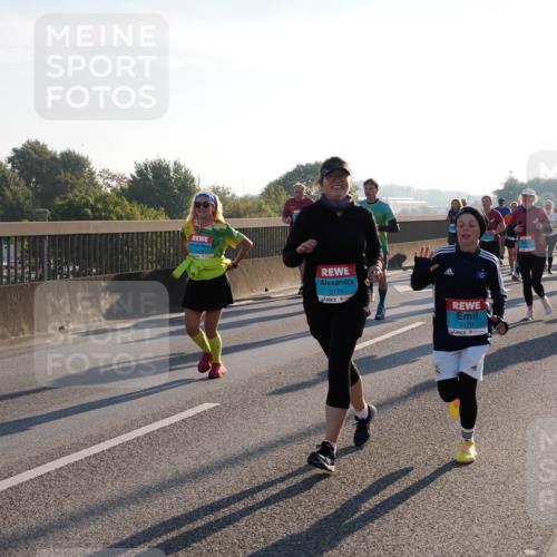 03.10.2025 - Köhlbrandbrückenlauf Fabian Wolf http://msf.ph/oto/9006400 03.10.2025 09:19:41 Position 3 3175, 3178 meine-sportfotos.de