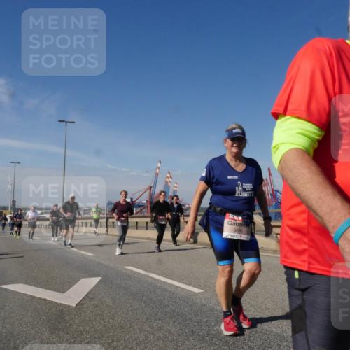03.10.2025 - Köhlbrandbrückenlauf Matties Gatica Varas http://msf.ph/oto/9006491 03.10.2025 13:01:34 Position 2 5695, 4 meine-sportfotos.de