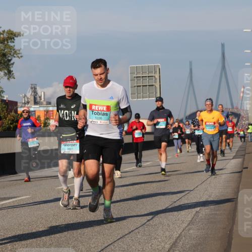 03.10.2025 - Köhlbrandbrückenlauf Luisa Fischer http://msf.ph/oto/9006500 03.10.2025 10:48:14 Position 3 1146, 3264, 1226 meine-sportfotos.de