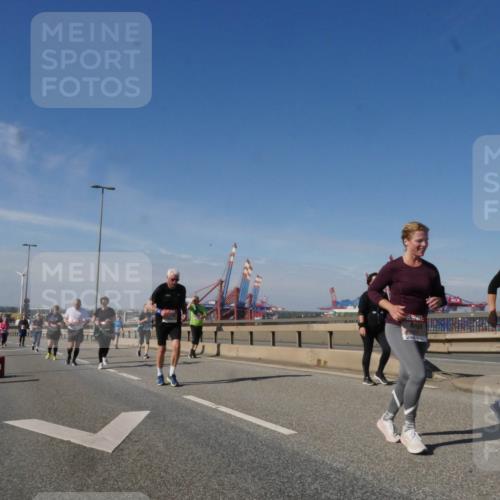 03.10.2025 - Köhlbrandbrückenlauf Matties Gatica Varas http://msf.ph/oto/9006527 03.10.2025 13:01:37 Position 2  meine-sportfotos.de