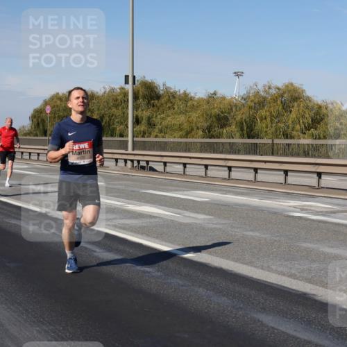 03.10.2025 - Köhlbrandbrückenlauf Julia Fischer http://msf.ph/oto/9006575 03.10.2025 12:44:35 Position 3 4170 meine-sportfotos.de