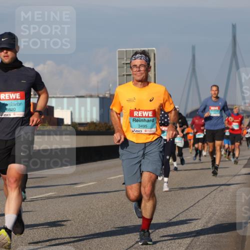 03.10.2025 - Köhlbrandbrückenlauf Luisa Fischer http://msf.ph/oto/9006580 03.10.2025 10:48:19 Position 3 8820, 3495 meine-sportfotos.de