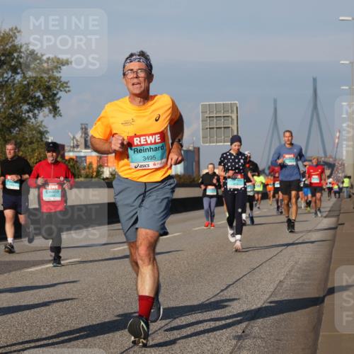 03.10.2025 - Köhlbrandbrückenlauf Luisa Fischer http://msf.ph/oto/9006608 03.10.2025 10:48:20 Position 3 3820, 3495 meine-sportfotos.de
