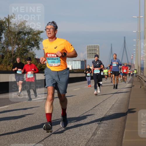 03.10.2025 - Köhlbrandbrückenlauf Luisa Fischer http://msf.ph/oto/9006615 03.10.2025 10:48:20 Position 3 3820, 3495 meine-sportfotos.de