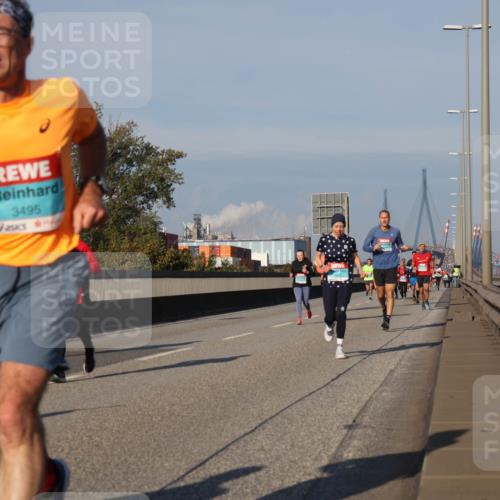 03.10.2025 - Köhlbrandbrückenlauf Luisa Fischer http://msf.ph/oto/9006627 03.10.2025 10:48:21 Position 3 3495 meine-sportfotos.de