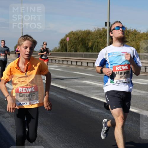 03.10.2025 - Köhlbrandbrückenlauf Julia Fischer http://msf.ph/oto/9006629 03.10.2025 12:44:41 Position 3 4478, 6122 meine-sportfotos.de