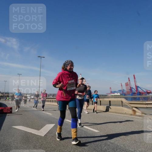 03.10.2025 - Köhlbrandbrückenlauf Matties Gatica Varas http://msf.ph/oto/9006635 03.10.2025 13:01:46 Position 2 5409 meine-sportfotos.de
