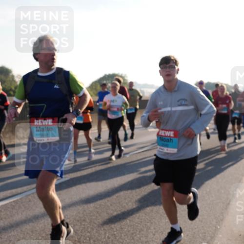 03.10.2025 - Köhlbrandbrückenlauf Fabian Wolf http://msf.ph/oto/9006661 03.10.2025 09:19:47 Position 3 3691, 2040 meine-sportfotos.de
