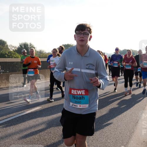 03.10.2025 - Köhlbrandbrückenlauf Fabian Wolf http://msf.ph/oto/9006679 03.10.2025 09:19:47 Position 3 2147, 2040 meine-sportfotos.de