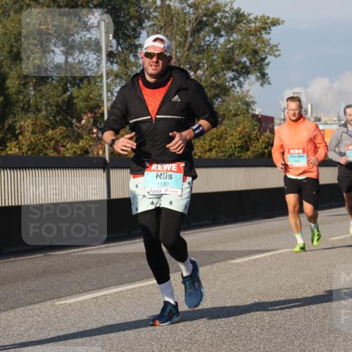 03.10.2025 - Köhlbrandbrückenlauf Luisa Fischer http://msf.ph/oto/9006692 03.10.2025 10:48:28 Position 3 1284, 1130, 23, 1292 meine-sportfotos.de