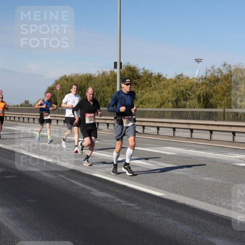 03.10.2025 - Köhlbrandbrückenlauf Julia Fischer http://msf.ph/oto/9006724 03.10.2025 12:44:54 Position 3  meine-sportfotos.de