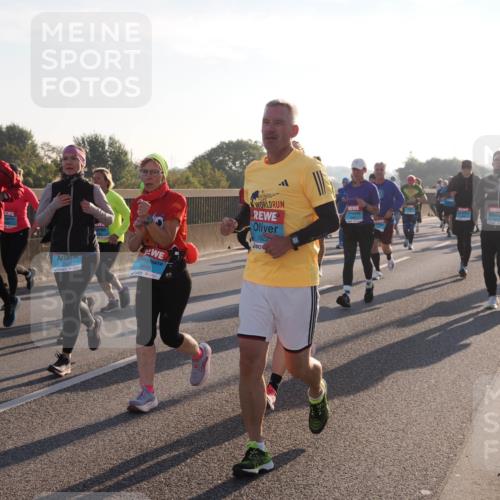 03.10.2025 - Köhlbrandbrückenlauf Fabian Wolf http://msf.ph/oto/9006901 03.10.2025 09:19:53 Position 3 2949, 3699, 1922 meine-sportfotos.de