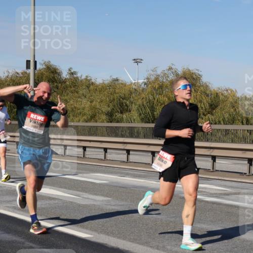 03.10.2025 - Köhlbrandbrückenlauf Julia Fischer http://msf.ph/oto/9006920 03.10.2025 12:45:35 Position 3 4654, 4248 meine-sportfotos.de