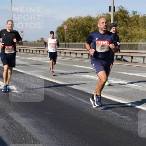 03.10.2025 - Köhlbrandbrückenlauf Julia Fischer http://msf.ph/oto/9006953 03.10.2025 12:45:41 Position 3 5961, 4099 meine-sportfotos.de