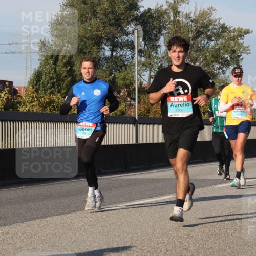 03.10.2025 - Köhlbrandbrückenlauf Luisa Fischer http://msf.ph/oto/9006957 03.10.2025 10:48:44 Position 3 2947, 2901, 1474 meine-sportfotos.de