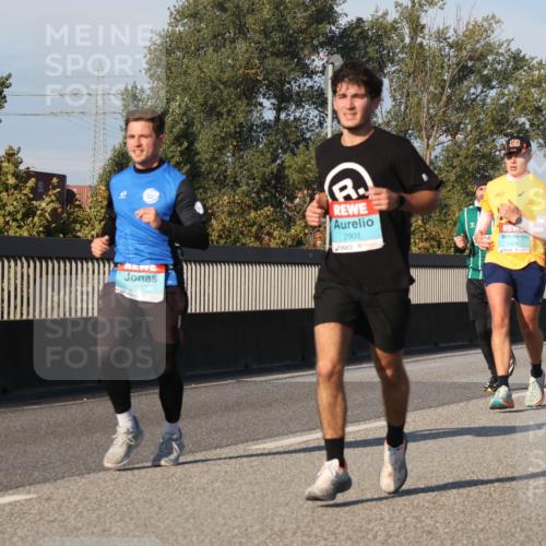 03.10.2025 - Köhlbrandbrückenlauf Luisa Fischer http://msf.ph/oto/9006967 03.10.2025 10:48:44 Position 3 2947, 2901, 1474 meine-sportfotos.de