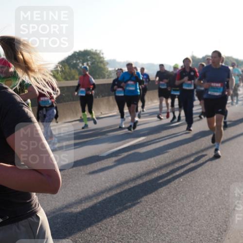 03.10.2025 - Köhlbrandbrückenlauf Fabian Wolf http://msf.ph/oto/9006988 03.10.2025 09:19:58 Position 3 2499 meine-sportfotos.de