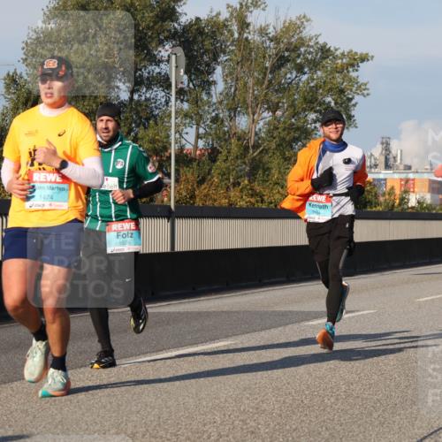 03.10.2025 - Köhlbrandbrückenlauf Luisa Fischer http://msf.ph/oto/9007000 03.10.2025 10:48:46 Position 3 1474, 1526, 3164, 1165 meine-sportfotos.de