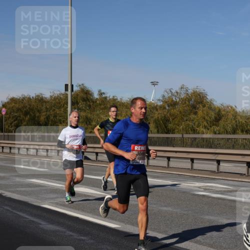 03.10.2025 - Köhlbrandbrückenlauf Julia Fischer http://msf.ph/oto/9007082 03.10.2025 12:46:04 Position 3 4032 meine-sportfotos.de