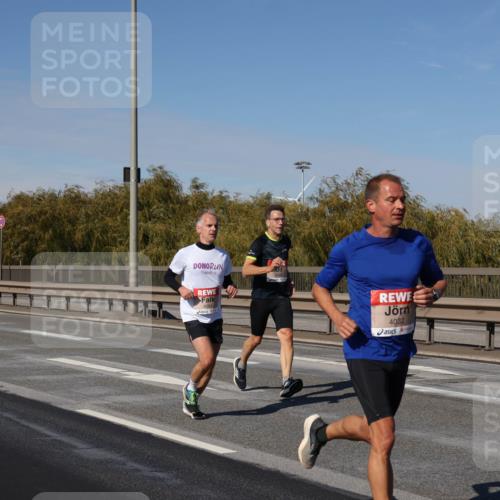 03.10.2025 - Köhlbrandbrückenlauf Julia Fischer http://msf.ph/oto/9007088 03.10.2025 12:46:05 Position 3 4032 meine-sportfotos.de