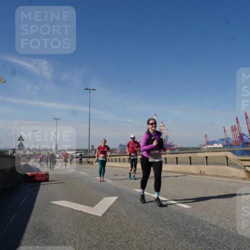 03.10.2025 - Köhlbrandbrückenlauf Matties Gatica Varas http://msf.ph/oto/9007137 03.10.2025 13:02:28 Position 2  meine-sportfotos.de