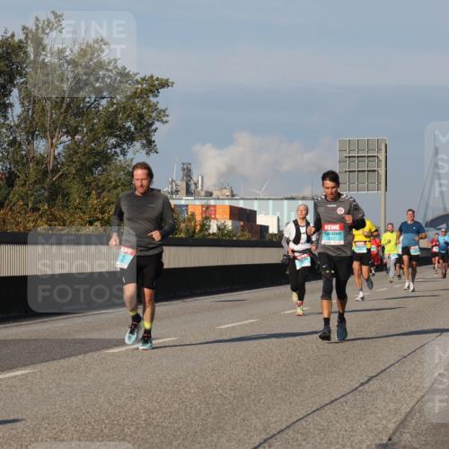 03.10.2025 - Köhlbrandbrückenlauf Luisa Fischer http://msf.ph/oto/9007153 03.10.2025 10:48:54 Position 3 2587 meine-sportfotos.de