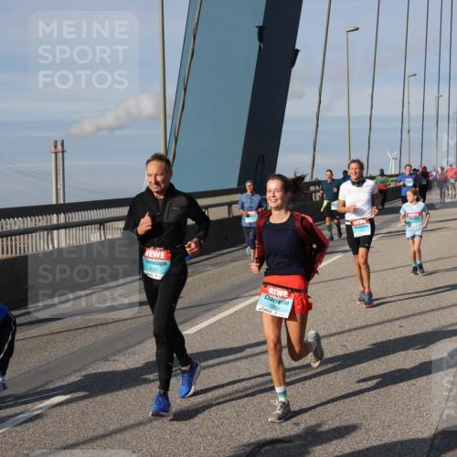 03.10.2025 - Köhlbrandbrückenlauf Julia Fischer http://msf.ph/oto/9007156 03.10.2025 09:58:39 Position 2 2137, 1252 meine-sportfotos.de