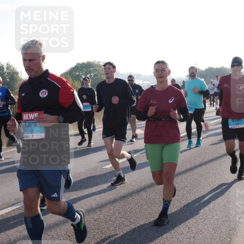 03.10.2025 - Köhlbrandbrückenlauf Fabian Wolf http://msf.ph/oto/9007158 03.10.2025 09:20:02 Position 3 3405, 1195 meine-sportfotos.de