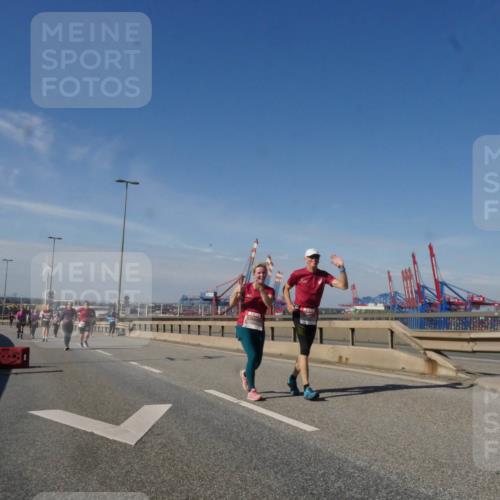 03.10.2025 - Köhlbrandbrückenlauf Matties Gatica Varas http://msf.ph/oto/9007174 03.10.2025 13:02:31 Position 2  meine-sportfotos.de