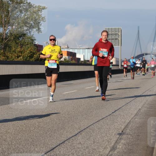 03.10.2025 - Köhlbrandbrückenlauf Luisa Fischer http://msf.ph/oto/9007240 03.10.2025 10:49:00 Position 3 3331 meine-sportfotos.de