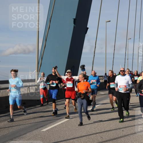 03.10.2025 - Köhlbrandbrückenlauf Julia Fischer http://msf.ph/oto/9007250 03.10.2025 09:59:04 Position 2  meine-sportfotos.de
