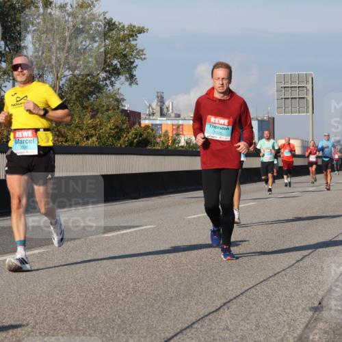 03.10.2025 - Köhlbrandbrückenlauf Luisa Fischer http://msf.ph/oto/9007269 03.10.2025 10:49:02 Position 3 3331, 1225 meine-sportfotos.de